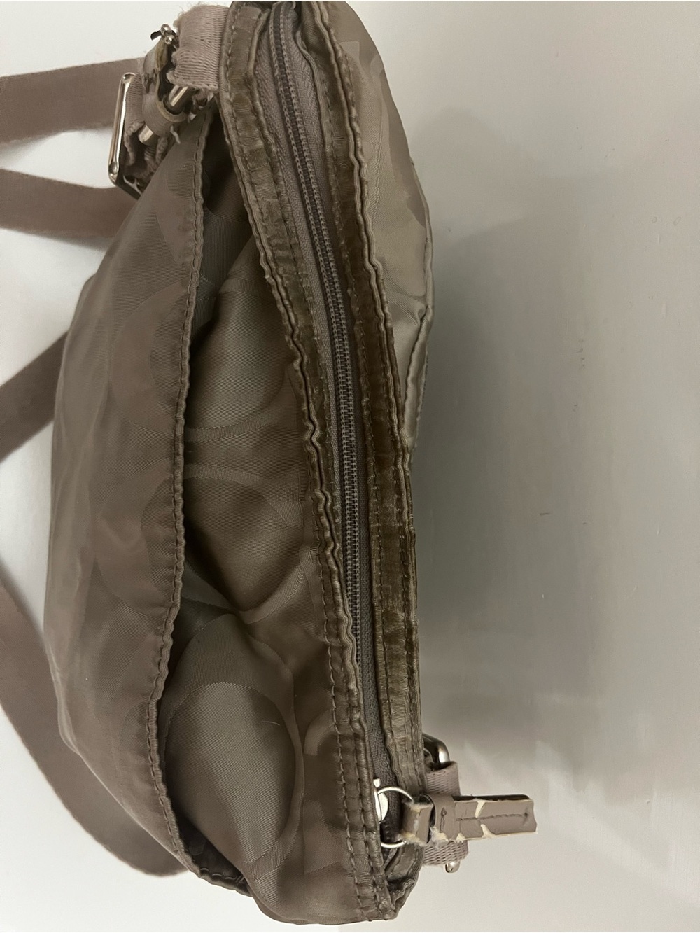 Coach Signature Getaway Nylon File Crossbody Bag Grey Taupe F77408 - Picture 9 of 14